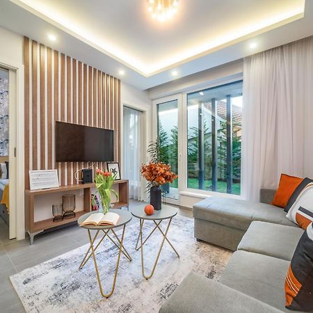 Lavida Deluxe Villa Hajdúszoboszló Εξωτερικό φωτογραφία